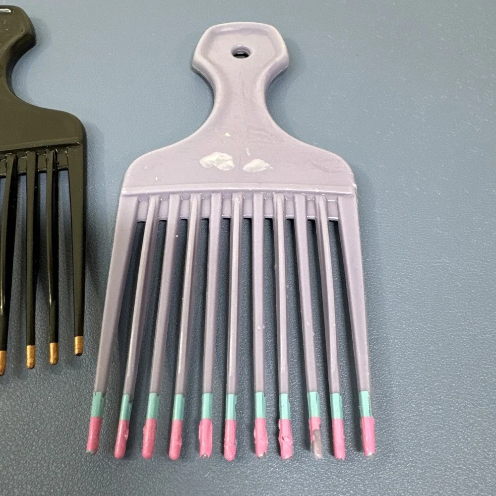 VTG Lot‎ 3 Color Dip Pick Lift Comb 7